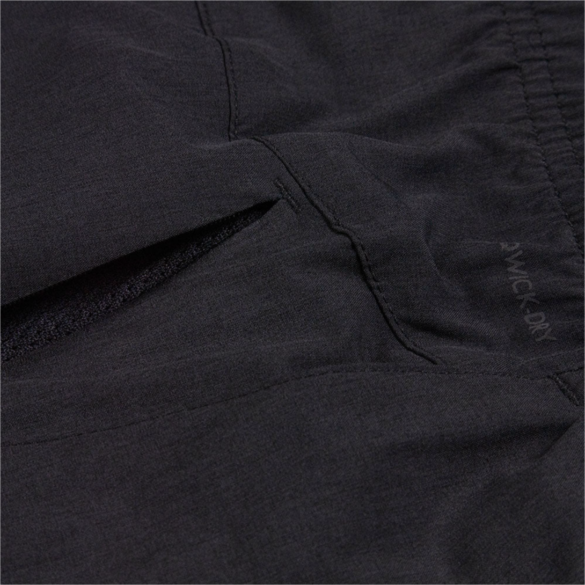 Versa Short 7" | Black Chambray | Large